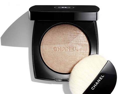 poudre lumière chanel|Chanel poudre lumiere highlighter.